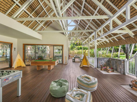 Royal Palm Beachcomber Luxury Resort