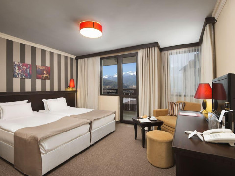 ROYAL PARK HOTEL & APARTMENTS