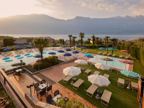 Royal Village Hotel