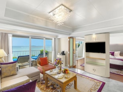 ROYAL WING SUITES & SPA