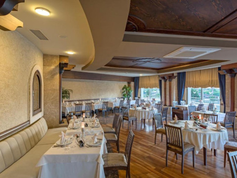 ROYAL WINGS HOTEL