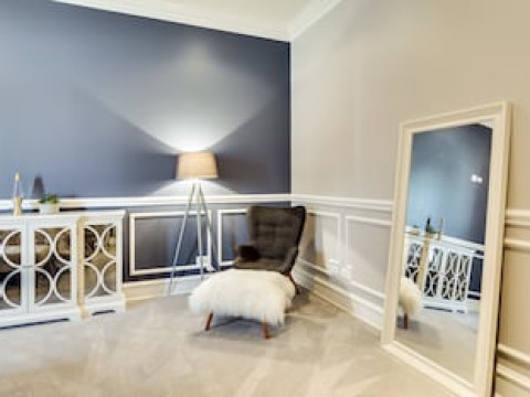 RUBY ROOM