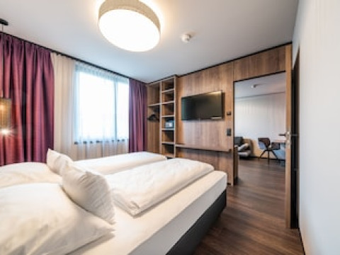 RUFI'S HOTEL AND SERVICED APARTMENTS