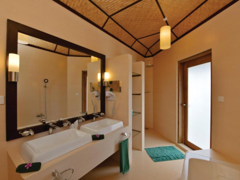Safari Island Resort