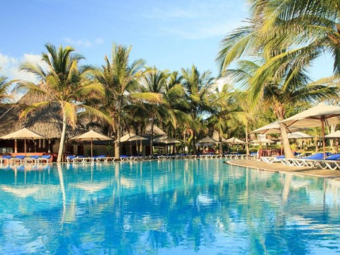 Safari Kenya si plaja Mombasa - Hotel Baobab Beach Resort 4*