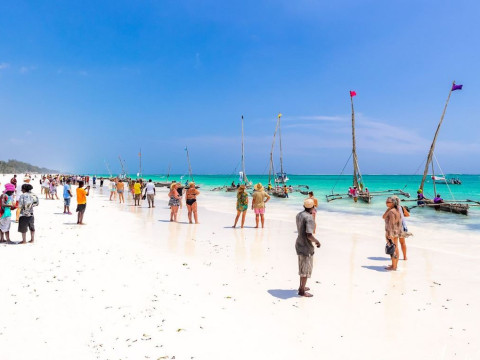 Safari Kenya si plaja Mombasa - Hotel Baobab Beach Resort 4*