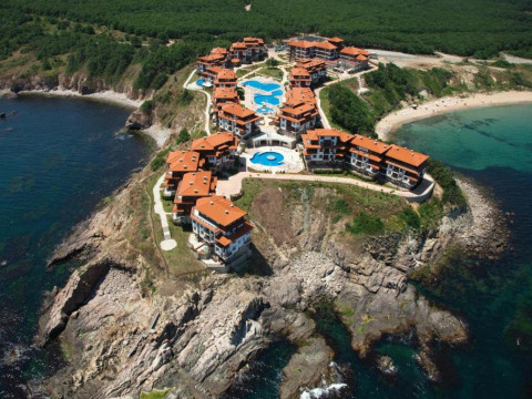 Saint Thomas Holiday Village