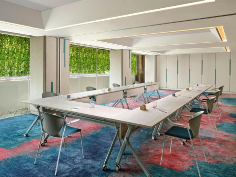 Aloft Bali Kuta at Beachwalk