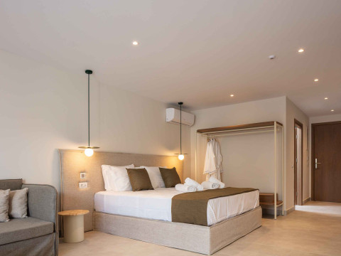 San Antonio Boutique (Crete)