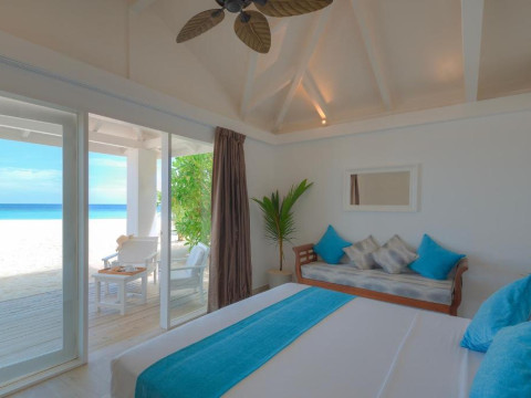 Sandies Bathala Island Resort