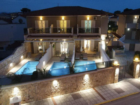 Sarantis Hotel