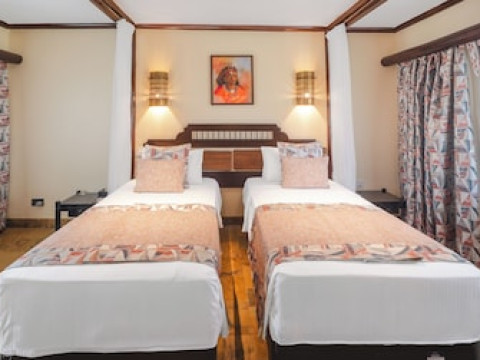 SAROVA SHABA LODGE