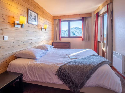 SASKIA FALAISE RESIDENCE