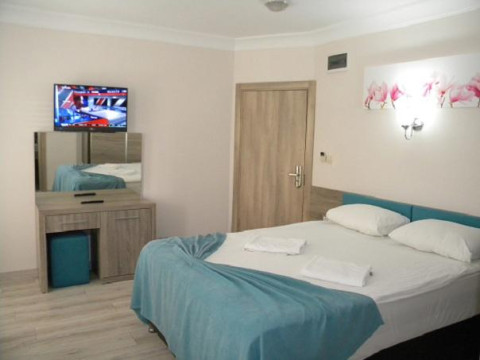 Sueno Deluxe Hotel