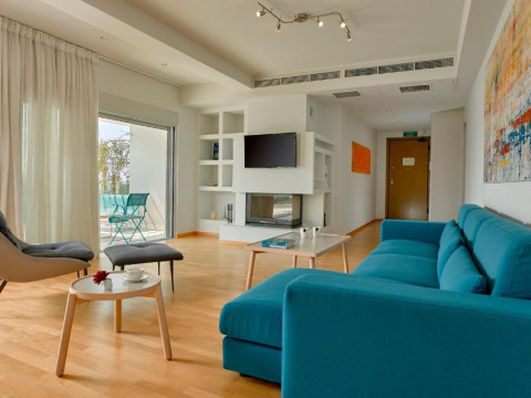 Scale Suites