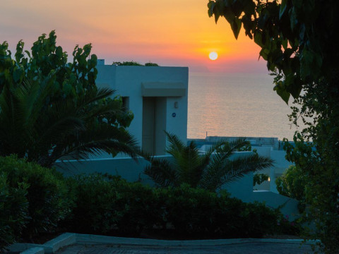 SCALETA BEACH HOTEL Adults only 16+