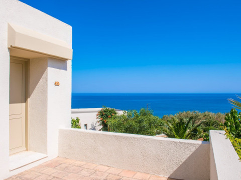 SCALETA BEACH HOTEL Adults only 16+