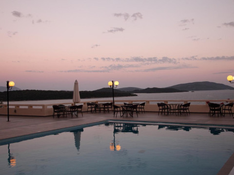 Scorpios Hotel and Apartments