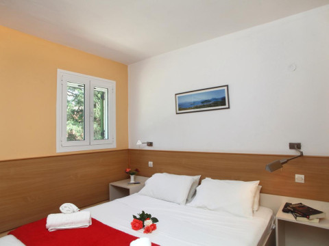 Scorpios Hotel and Apartments