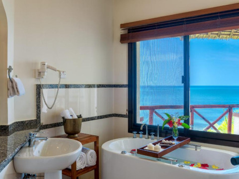 Sea Cliff Resort & Spa
