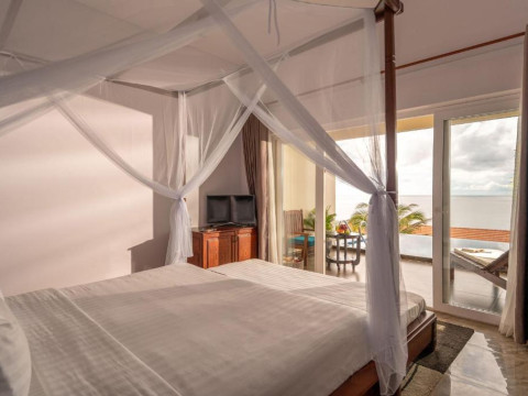 Sea Sense Resort