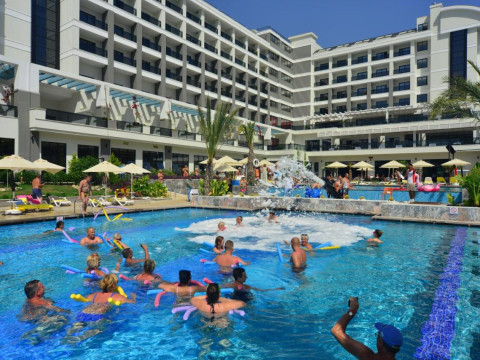 SEADEN VALENTINE RESORT & SPA