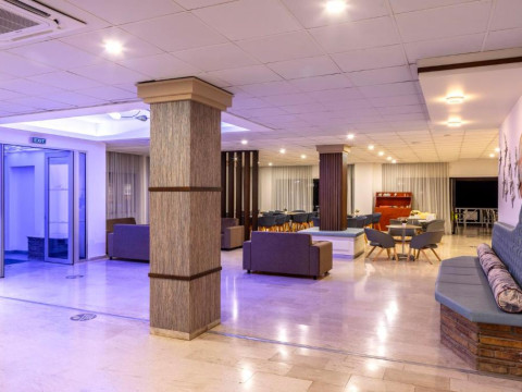 Seagull Hotel Apartments