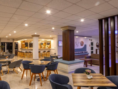 Seagull Hotel Apartments