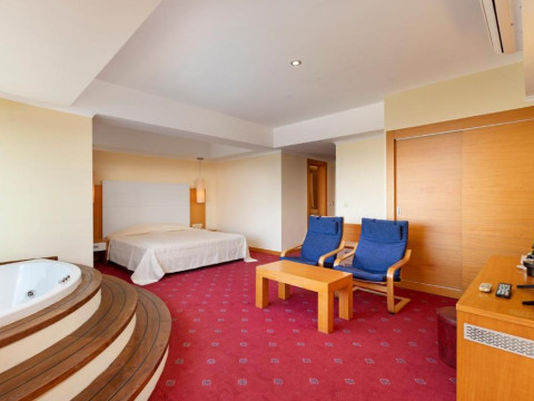 SEALIGHT RESORT HOTEL