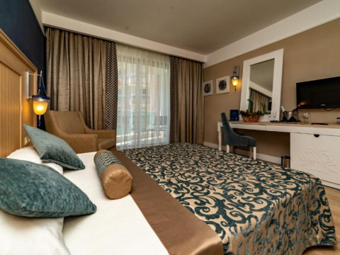 SEAMELIA BEACH RESORT HOTEL