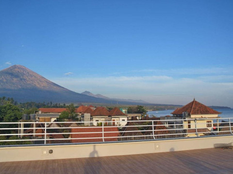 Seamount Hotel