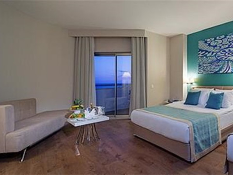SEASHELL RESORT