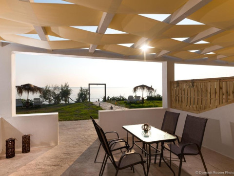 SEASHORE STREAM SUITES