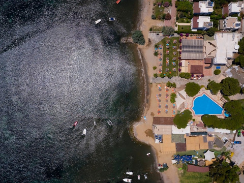 SEASIDE BEACH CLUB