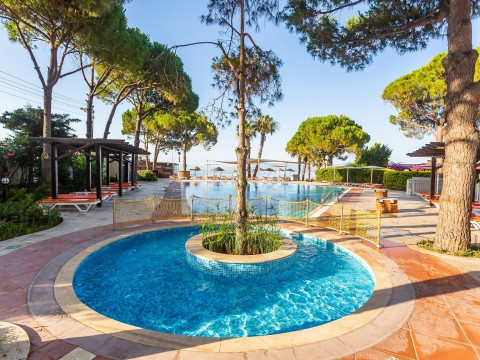 SEASIDE BEACH CLUB