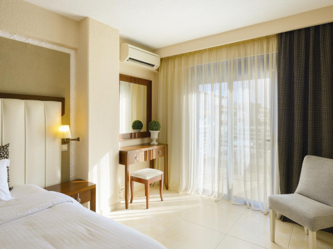 Secret Paradise Hotel ( ex Mykonos Paradise Hotel )