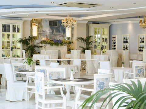 Secret Paradise Hotel &Spa