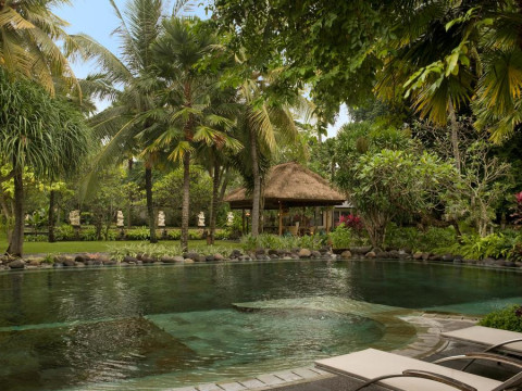 Segara Village Hotel