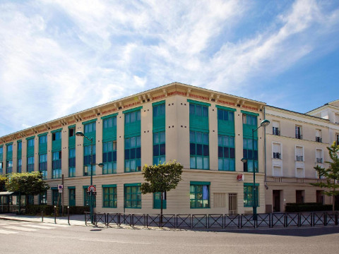 Séjours & Affaires Serris Rive Gauche