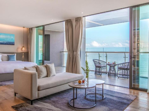 Sel de Mer Hotel & Suites