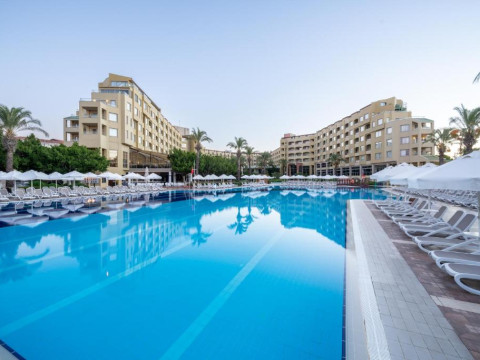 SELECTUM FAMILY RESORT SIDE
