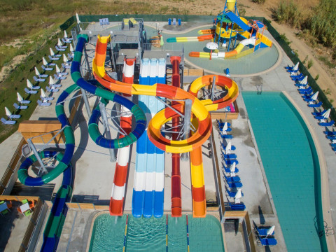 SELINI SUITES HOTEL WATER PARK