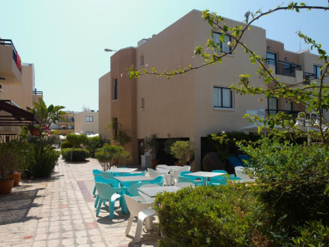 Senator Hotel Apartments - Adults Only