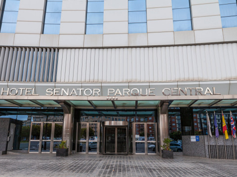Senator Parque Central Hotel