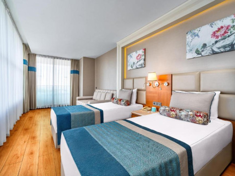 SENSITIVE PREMIUM RESORT & SPA