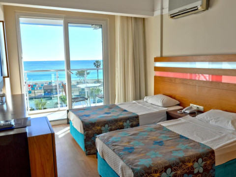 SENZA CLEOPATRA BEACH