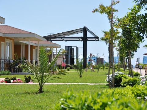 INOVA BEACH HOTEL
