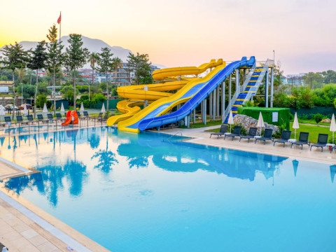SENZA SUNSET BEACH HOTEL
