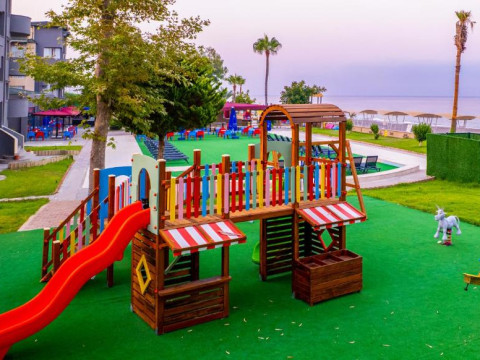 SENZA SUNSET BEACH HOTEL