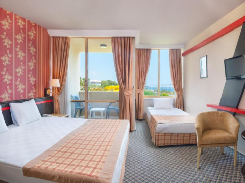 SENZA SUNSET BEACH HOTEL